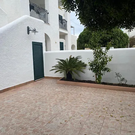 La Terrazza Sullo Ionio בית נופש פורטו צ'זראו